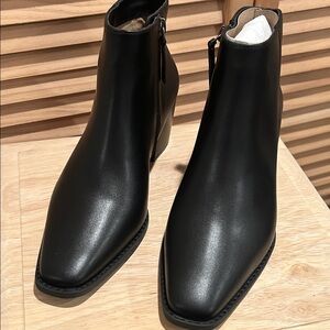 Paolo Black Ankle Booties (Brand new)